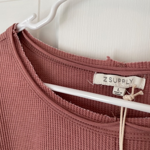 Z Supply Thermal Top NWT - Picture 2 of 7